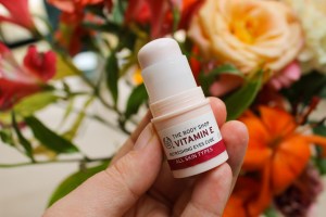 Close up of Vitamin E Eye Cube